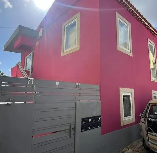 Aloha Pink House 아파트 파레드